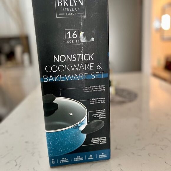 Brooklyn Steel16-Pc. Nonstick pots pans Cookware Set color bakeware, cooking pot - Picture 4 of 4